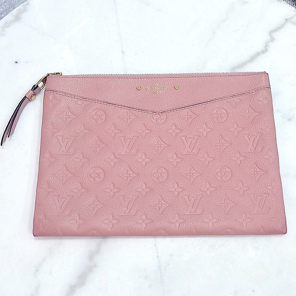 🌷LOUIS VUITTON Monogram Empreinte Leather Pouch